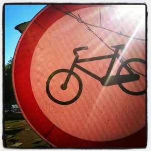 mobilidade proibido bicicletas